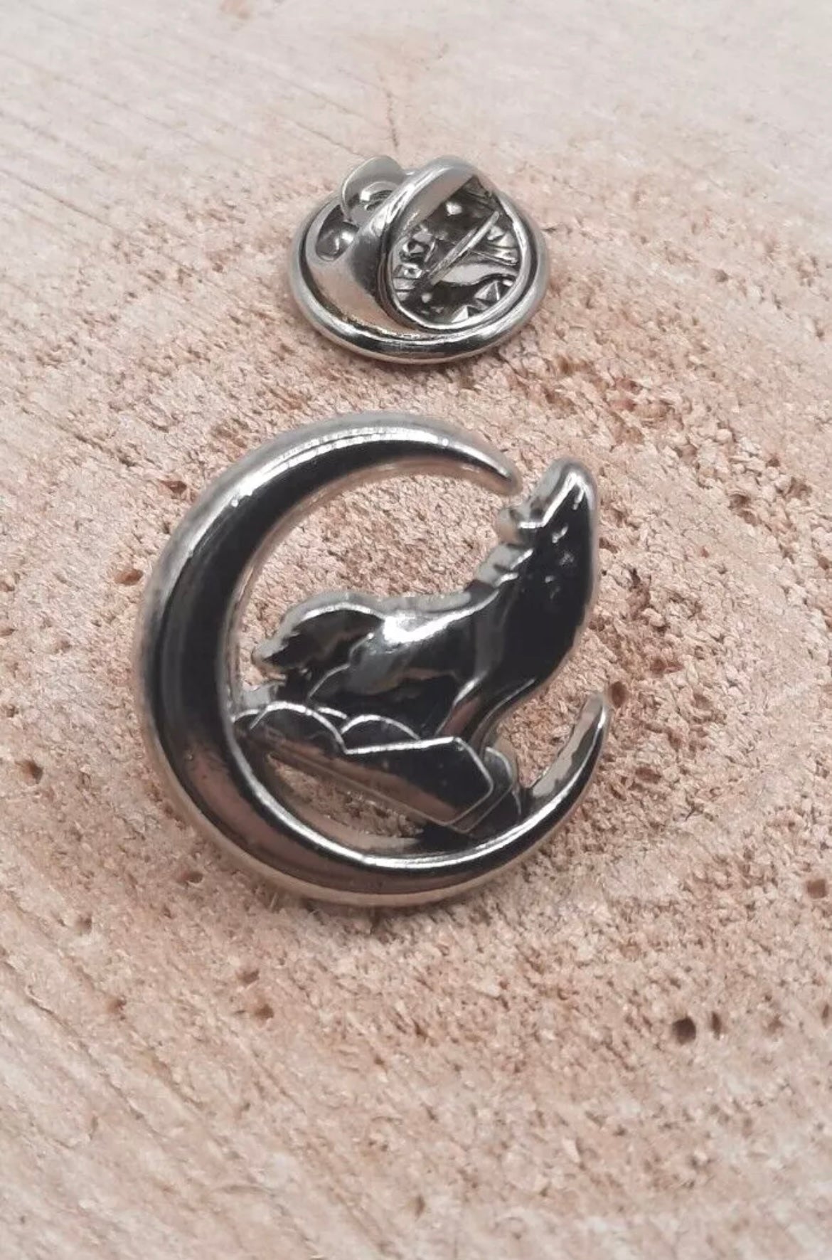 Bozkurt Mond & Wolf Anstecknadel-Pin – Hilal Kurt Yaka Rozeti