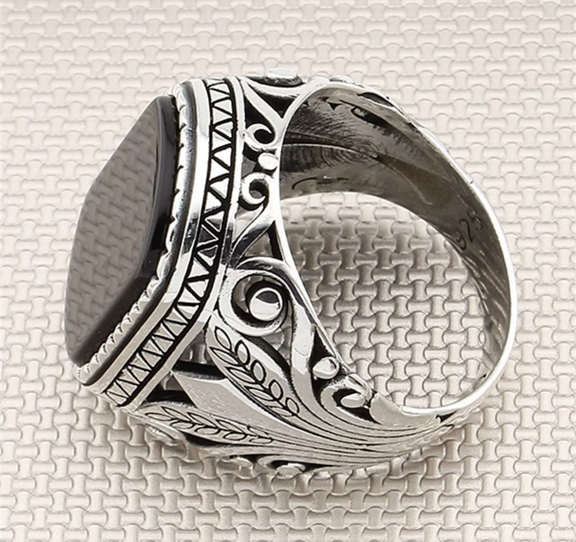 Herrenring aus 925 Sterling Silber mit quadratischem Onyx Stein – Silberring für Männer