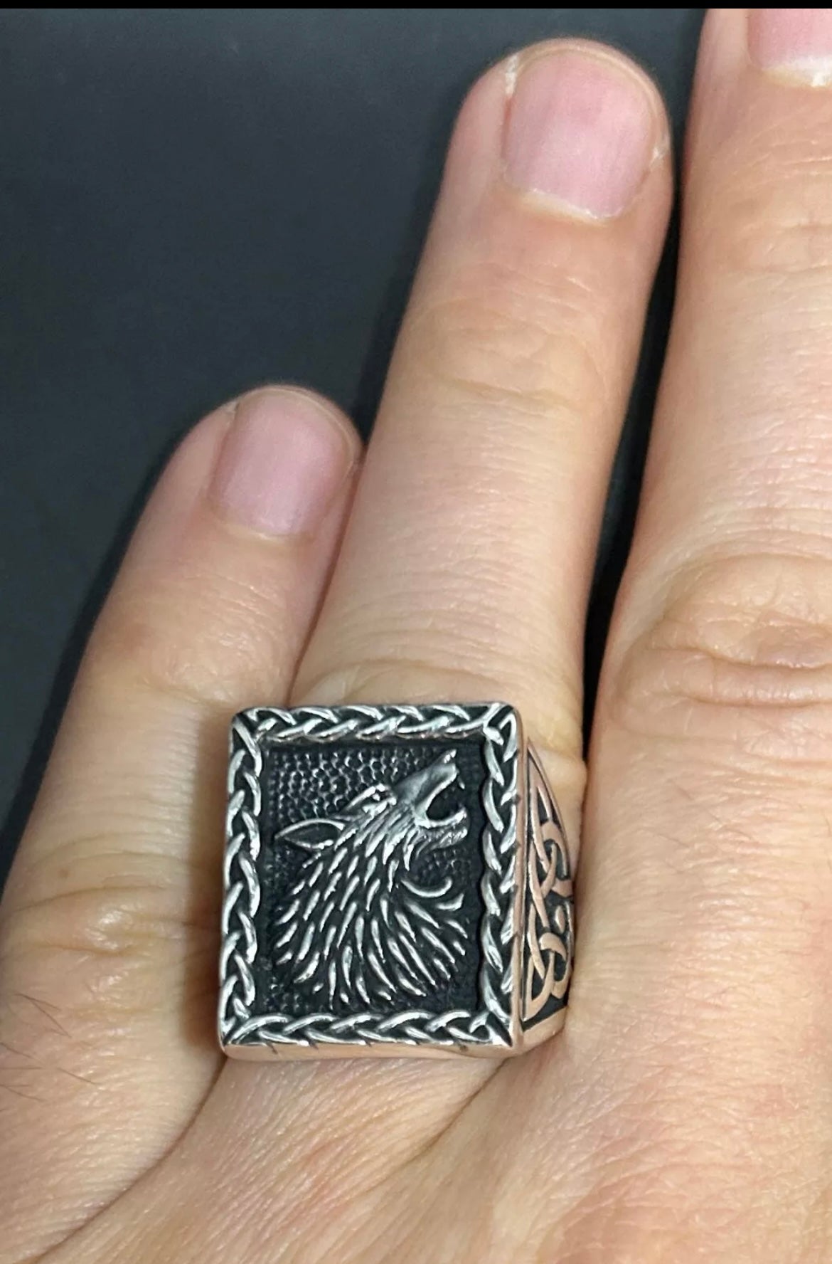 Wolfsring Herrenring aus 925 Sterling Silber | Wolfskopf mit Knoten-Design Wolf