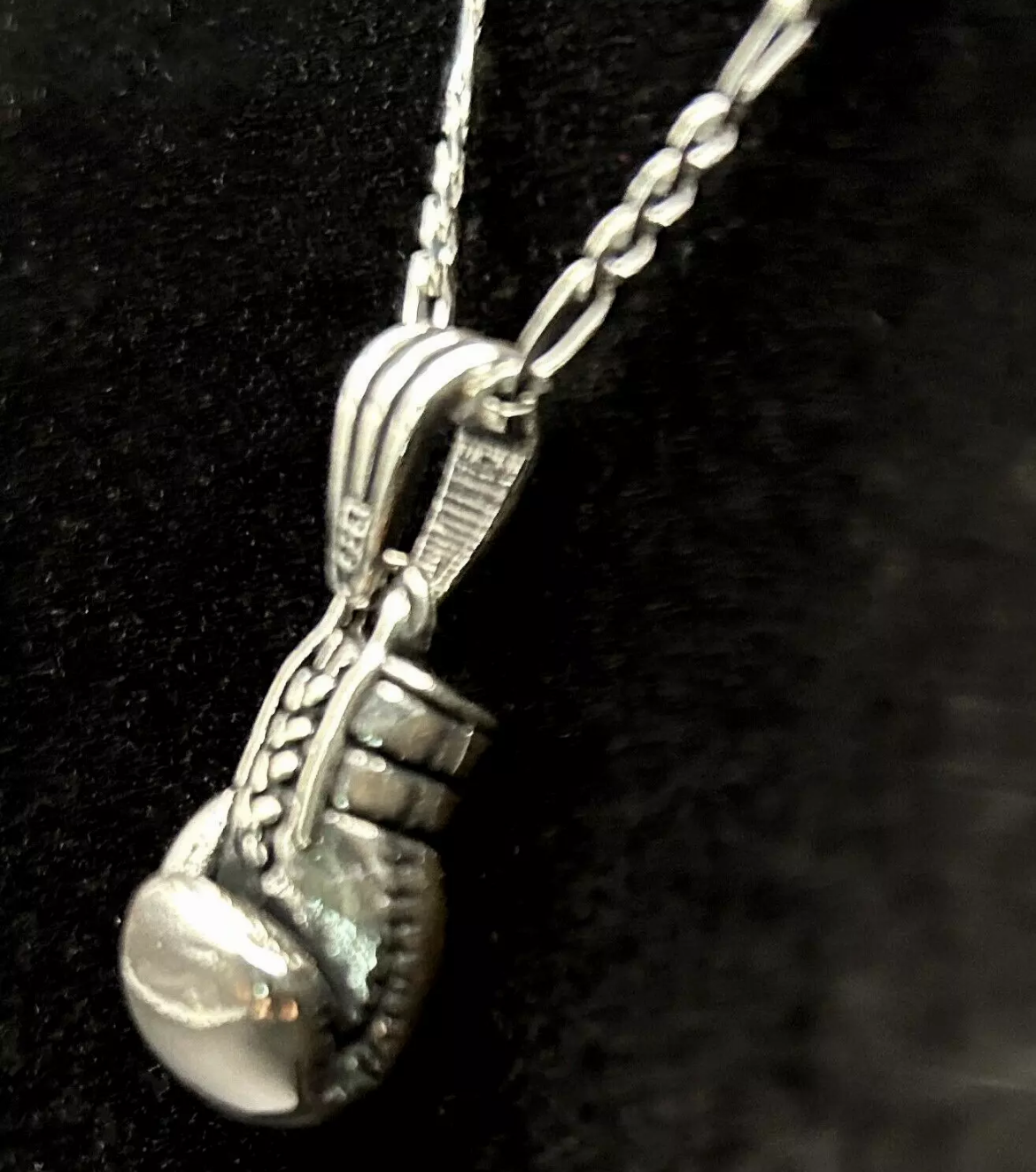 Boxhandschuh Anhänger mit 60 cm Figaro Kette – 925 Sterling Silber Halskette Handgefertigt & Massiv
