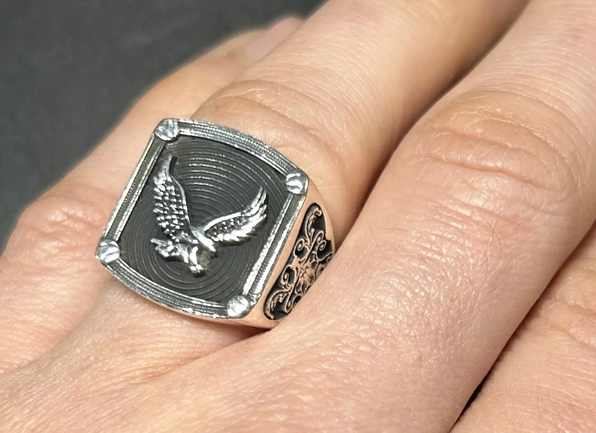 Herrenring Adler aus 925 Sterling Silber - Massiver Adlerring Herren Ring