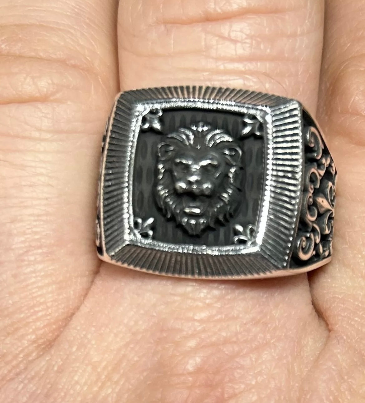 Herrenring Löwenkop aus  925 Sterling Silber Löwenring Herren Ring Löwe