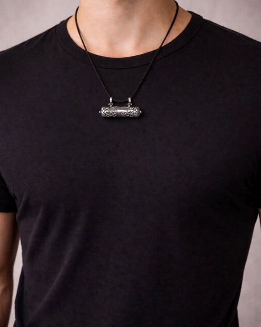 925 Sterling Silber Muska Cevsen Anhänger mit Leder Halskette