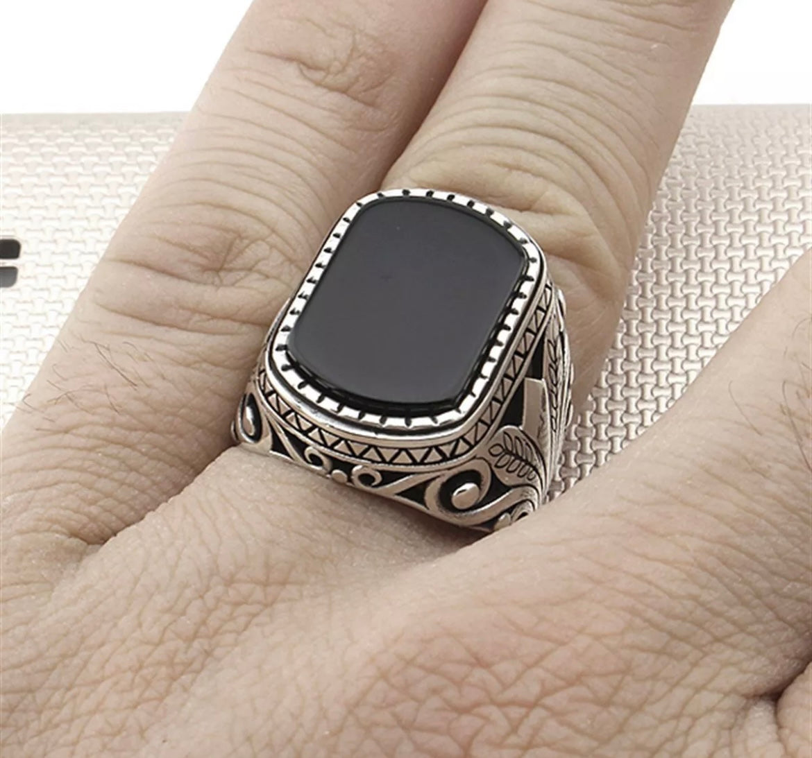 Herrenring aus 925 Sterling Silber mit quadratischem Onyx Stein – Silberring für Männer